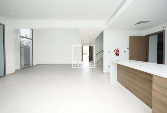 103679307 - Property Image 3