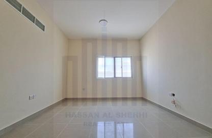 Apartment - 1 Bedroom - 1 Bathroom for rent in Muwailih Building - Muwaileh - Sharjah