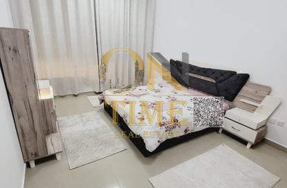 Apartment - 1 Bedroom - 2 Bathrooms for rent in Corniche Tower - Ajman Corniche Road - Ajman