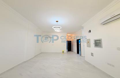 Apartment - 2 Bedrooms - 3 Bathrooms for rent in Al Zaafaran - Al Khabisi - Al Ain
