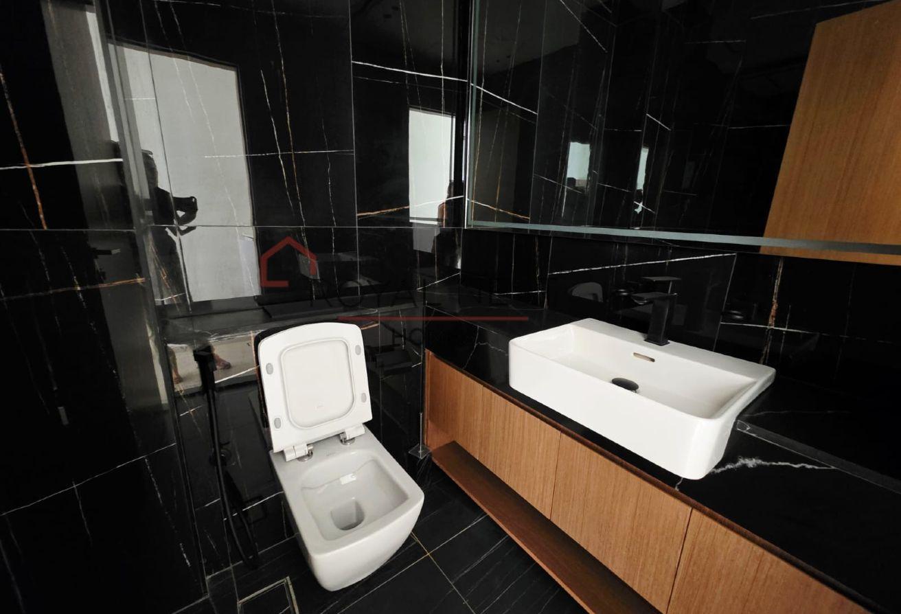 High Floor I With Appliances & Curtains | Vacant photo 13