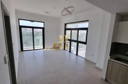 شقة - غرفة نوم - 1 حمام للايجار في لا بيرلا بلانكا - منطقة 15 - قرية جميرا الدائرية - دبي