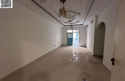 شقة - 2 غرف نوم - 3 حمامات للايجار في 2 المويهات - المويهات - عجمان