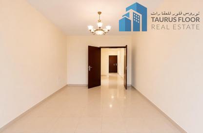 Apartment - 3 Bedrooms - 2 Bathrooms for rent in Karama 1 Building - Al Karama - Dubai Apartment - 3 Bedrooms - 2 Bathrooms for rent in Karama 1 Building - Al Karama - Dubai