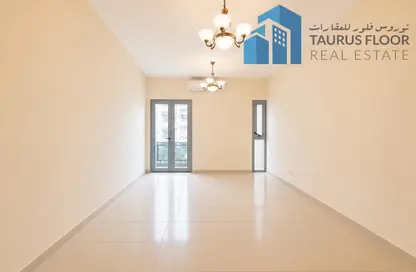 Apartment - 3 Bedrooms - 2 Bathrooms for rent in Karama 1 Building - Al Karama - Dubai