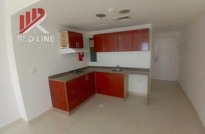 Apartment - Studio - 1 Bathroom for rent in Al Khan Corniche - Al Khan - Sharjah