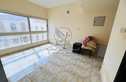 Apartment - 1 - 1 for rent in Al Nabaa Building - Al Naba'ah - Al Sharq - Sharjah