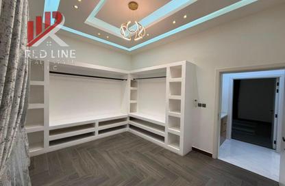 Villa - 5 Bedrooms - 6 Bathrooms for rent in Al Yasmeen - Ajman