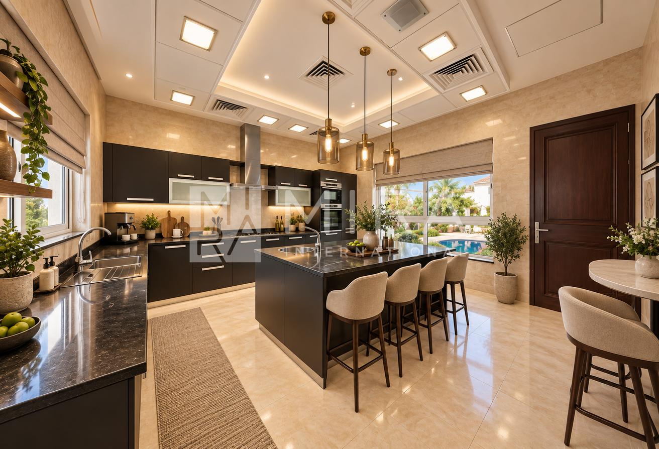Elegant 7BR Villa | Spacious Family Home photo 8