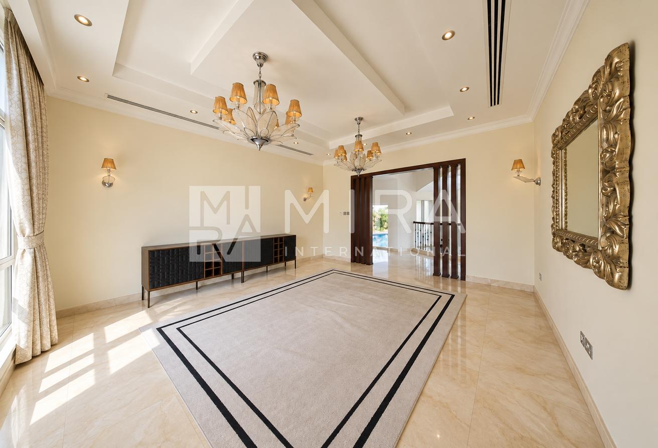 Elegant 7BR Villa | Spacious Family Home photo 23