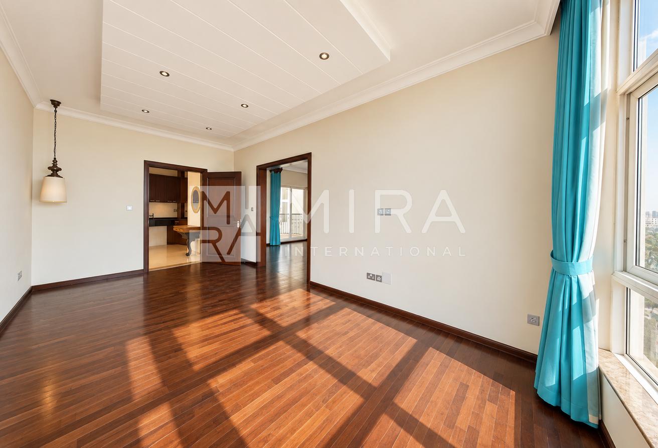 Elegant 7BR Villa | Spacious Family Home photo 16