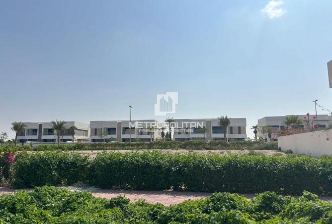 104698898 - صورة العقار 3