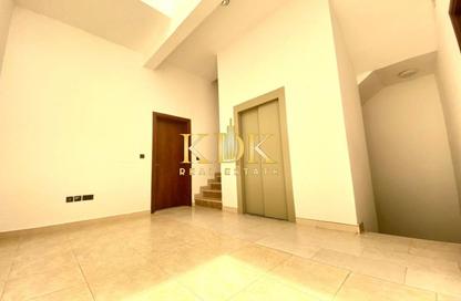 Villa - 4 - 6 for rent in Park Villas 6 - District 14 - Jumeirah Village Circle - Dubai