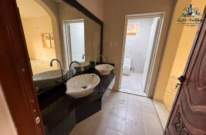 Villa - 3 Bedrooms - 5 Bathrooms for rent in Al Yasmeen 1 - Al Yasmeen - Ajman