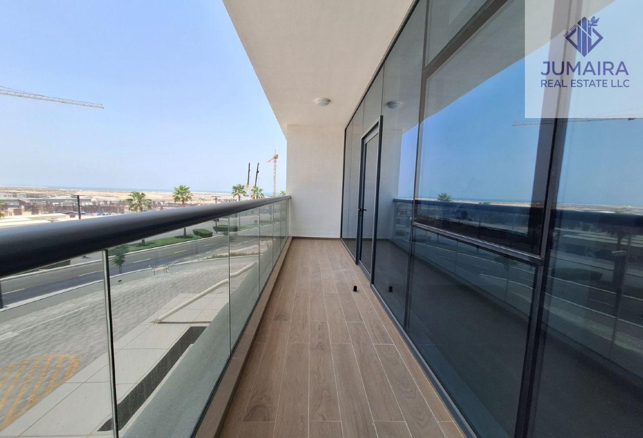 Spacious I Sea View 1BR for Sale | Gateway 2