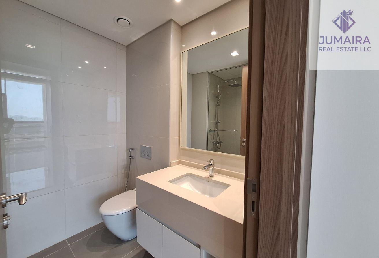 Spacious I Sea View 1BR for Sale | Gateway 2
