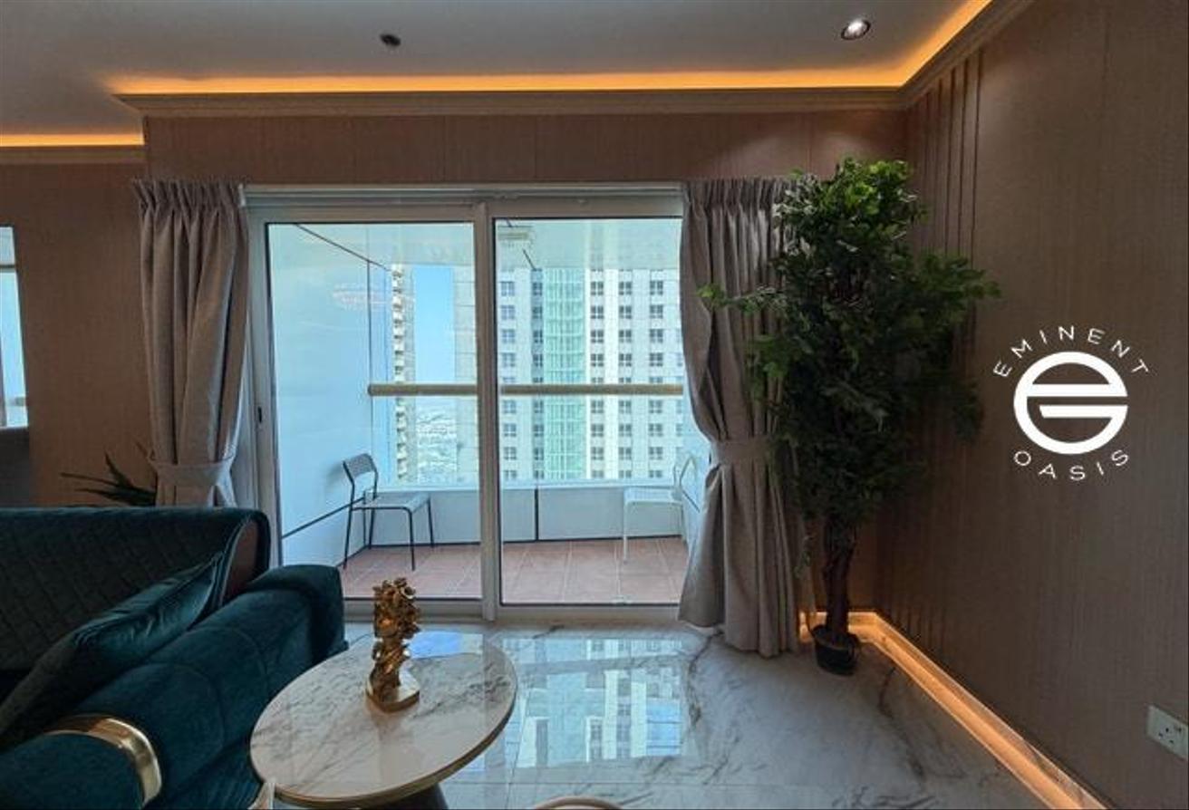 Modern furnished| upgraded | vacant | sale photo 23