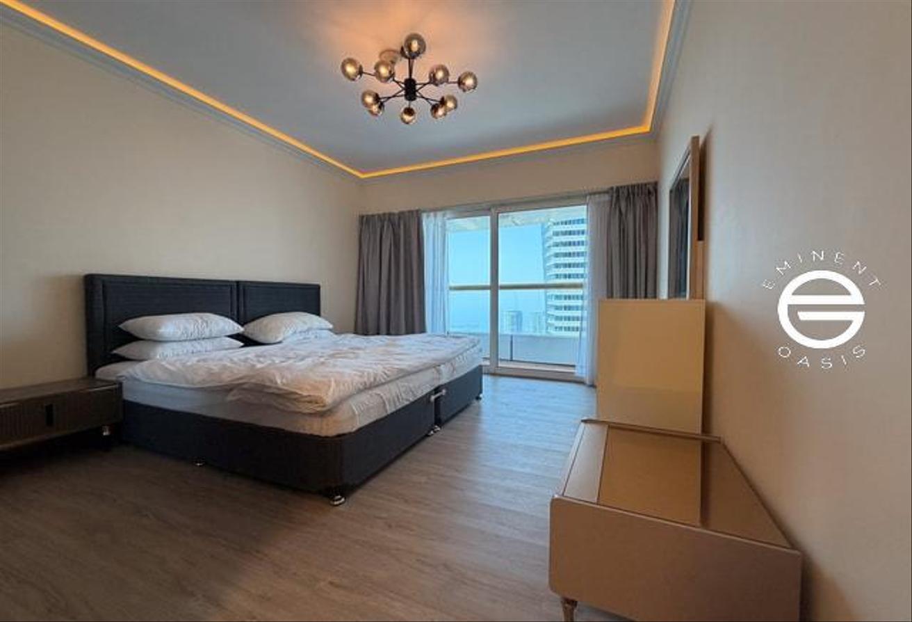 Modern furnished| upgraded | vacant | sale photo 26