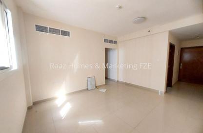 Apartment - 1 - 2 for rent in Al Amal Building - Um Altaraffa - Sharjah