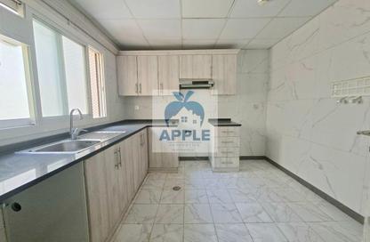 Apartment - 2 Bedrooms - 3 Bathrooms for rent in Muwailih Building - Muwaileh - Sharjah