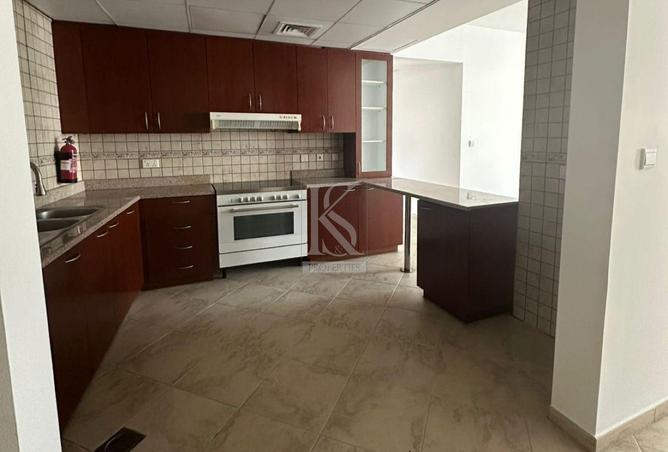 76983393 - Property Image 2