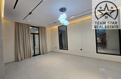 Villa - 4 Bedrooms - 5 Bathrooms for rent in Al Yasmeen 1 - Al Yasmeen - Ajman
