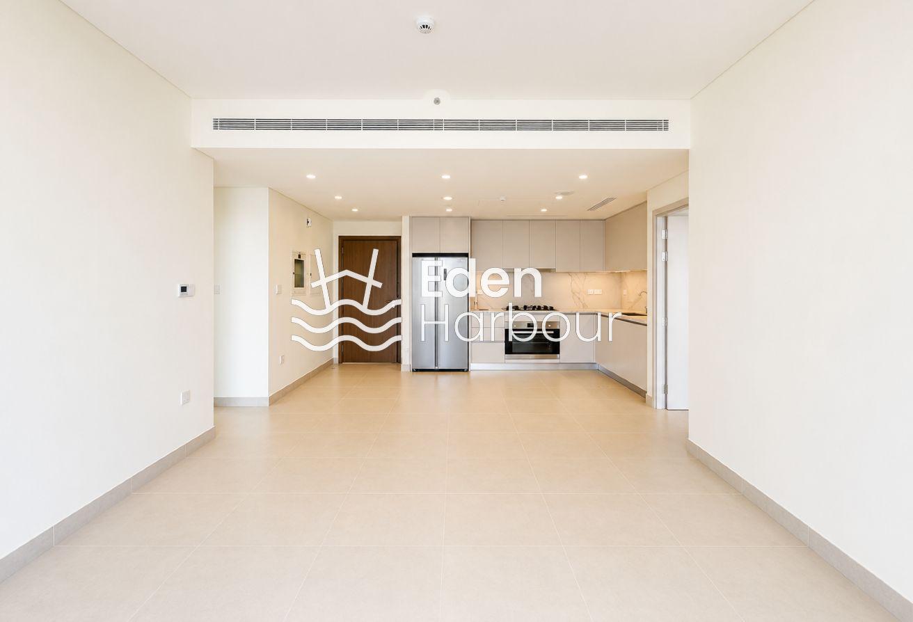 HIGH FLOOR | MULTIPLE CHEQUES | SUNSET VIEWS photo 5