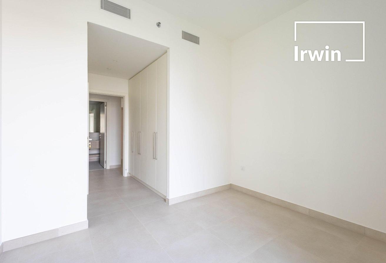 3BR Apartment | Direct Pool Access | Huge Terrace photo 16