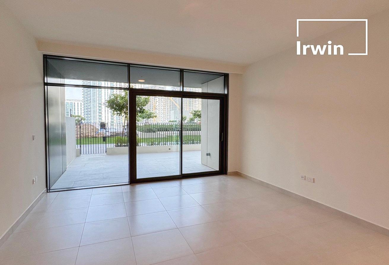3BR Apartment | Direct Pool Access | Huge Terrace photo 3