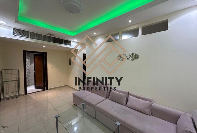 56543827 - Property Image 2