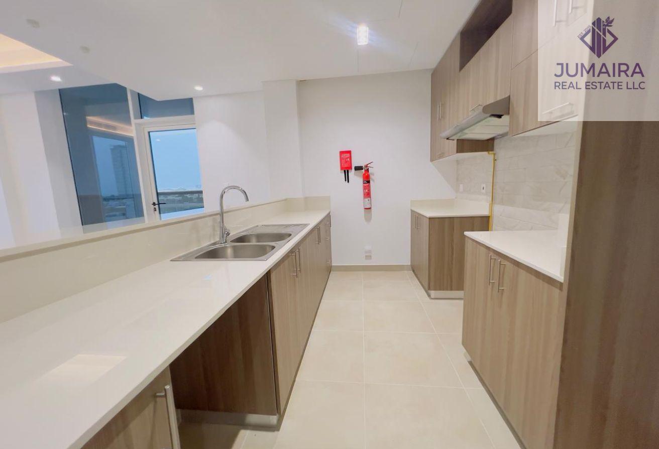 Modern Living & Prime Location/2BR Gateway II Sale