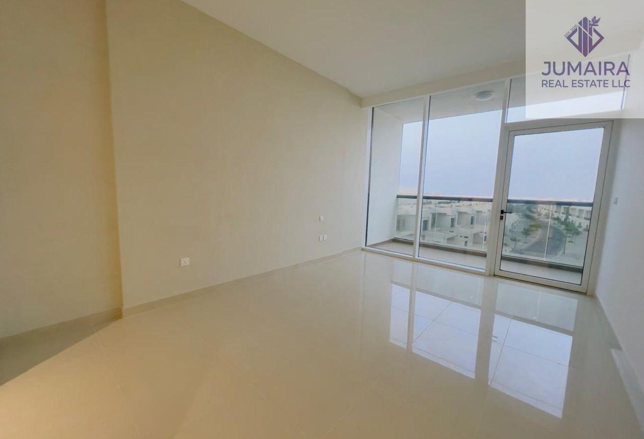 Modern Living & Prime Location/2BR Gateway II Sale