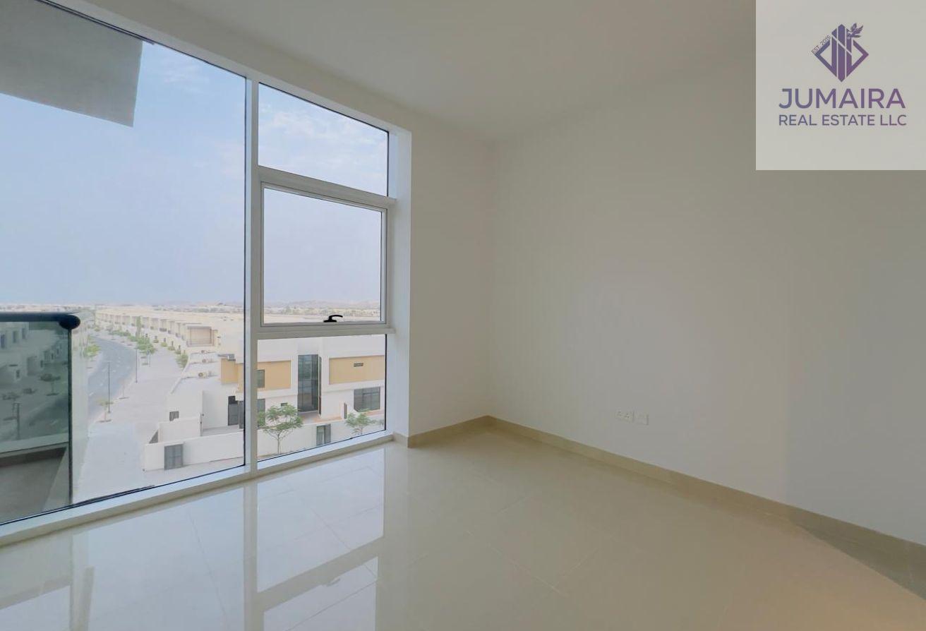 Modern Living & Prime Location/2BR Gateway II Sale