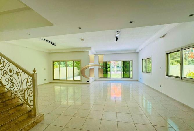 128846854 - Property Image 2