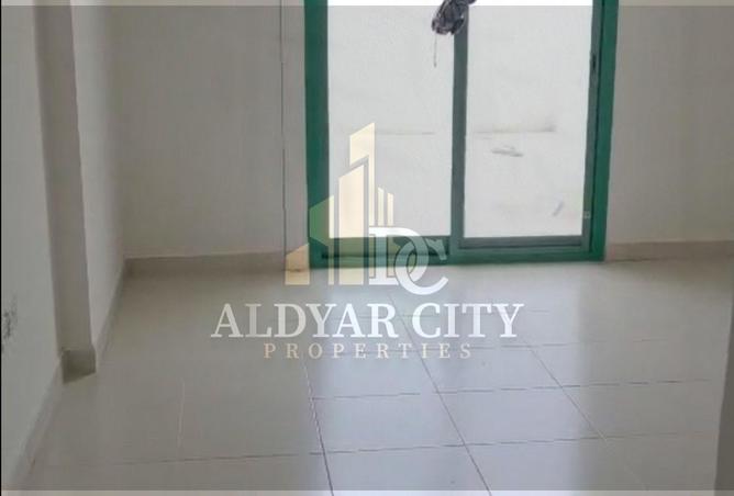 74231486 - Property Main Image