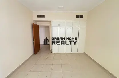 شقة - 2 غرف نوم - 2 حمامات للايجار في رشيد تاور 3 - التعاون - الشارقة