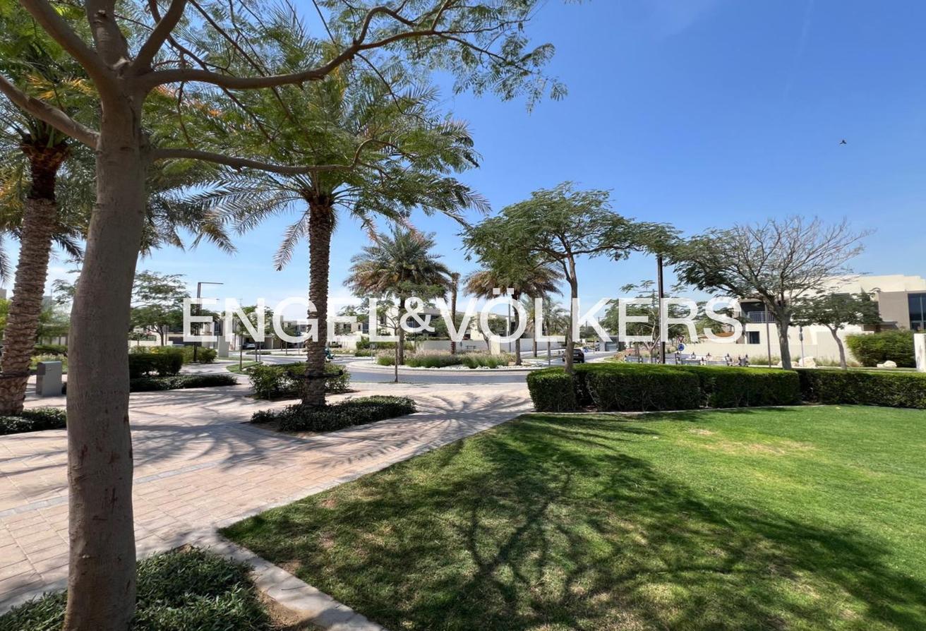 Single Row | Close To Amenities | Well Maintained photo 11