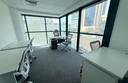 Business Centre - Studio - 4 Bathrooms for rent in Al Mankhool - Bur Dubai - Dubai
