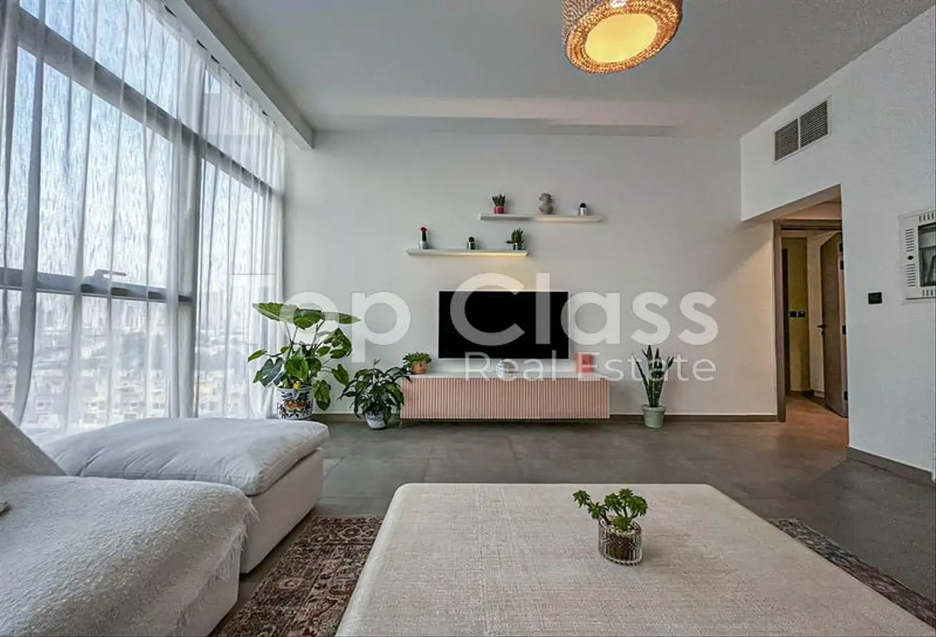 162318495 - Property Main Image
