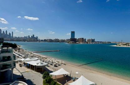Apartment - 2 Bedrooms - 3 Bathrooms for rent in Royal Bay - Palm Jumeirah - Dubai