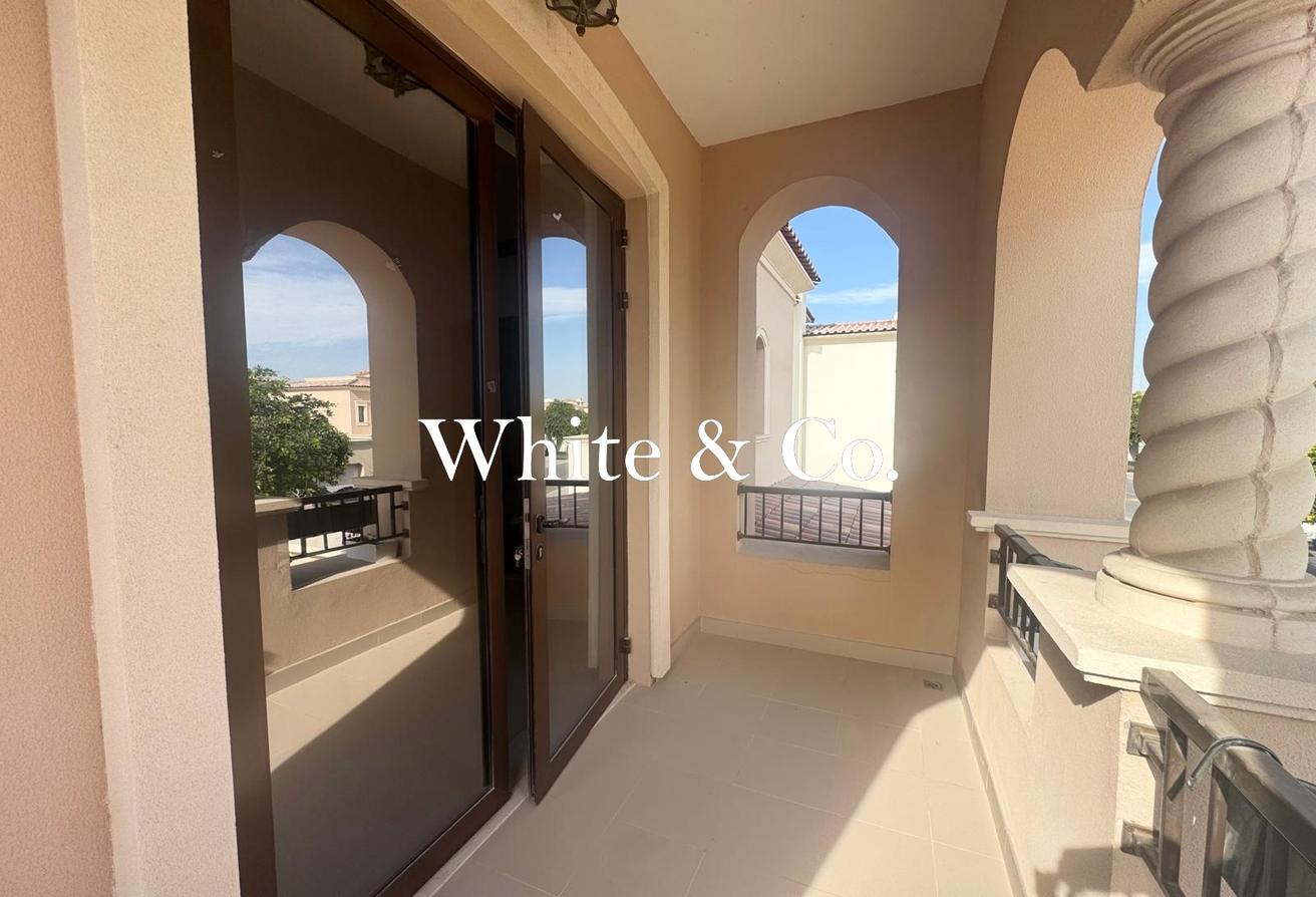 Vacant now | Landscaped | Well Maintained photo 9