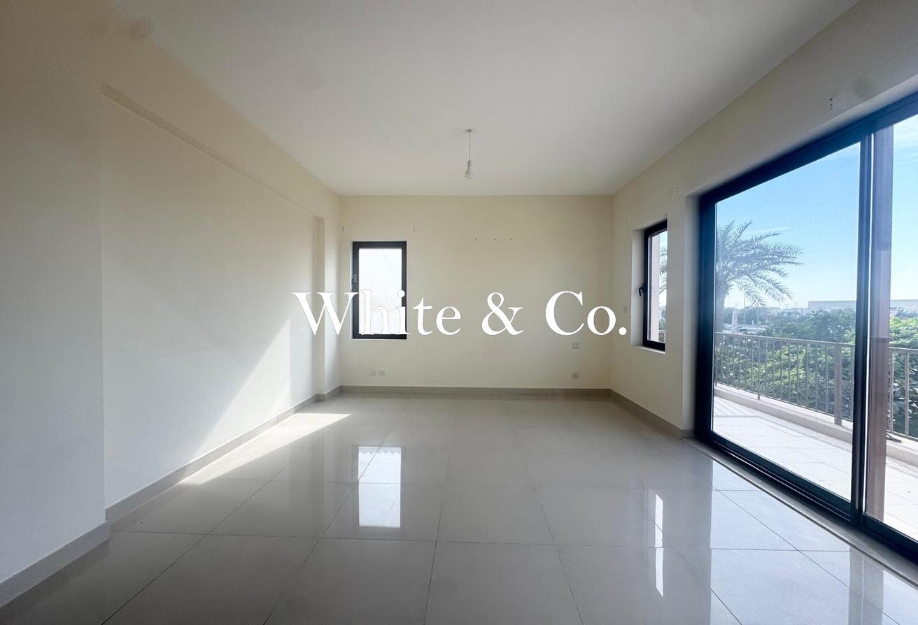 Vacant now | Landscaped | Well Maintained photo 7