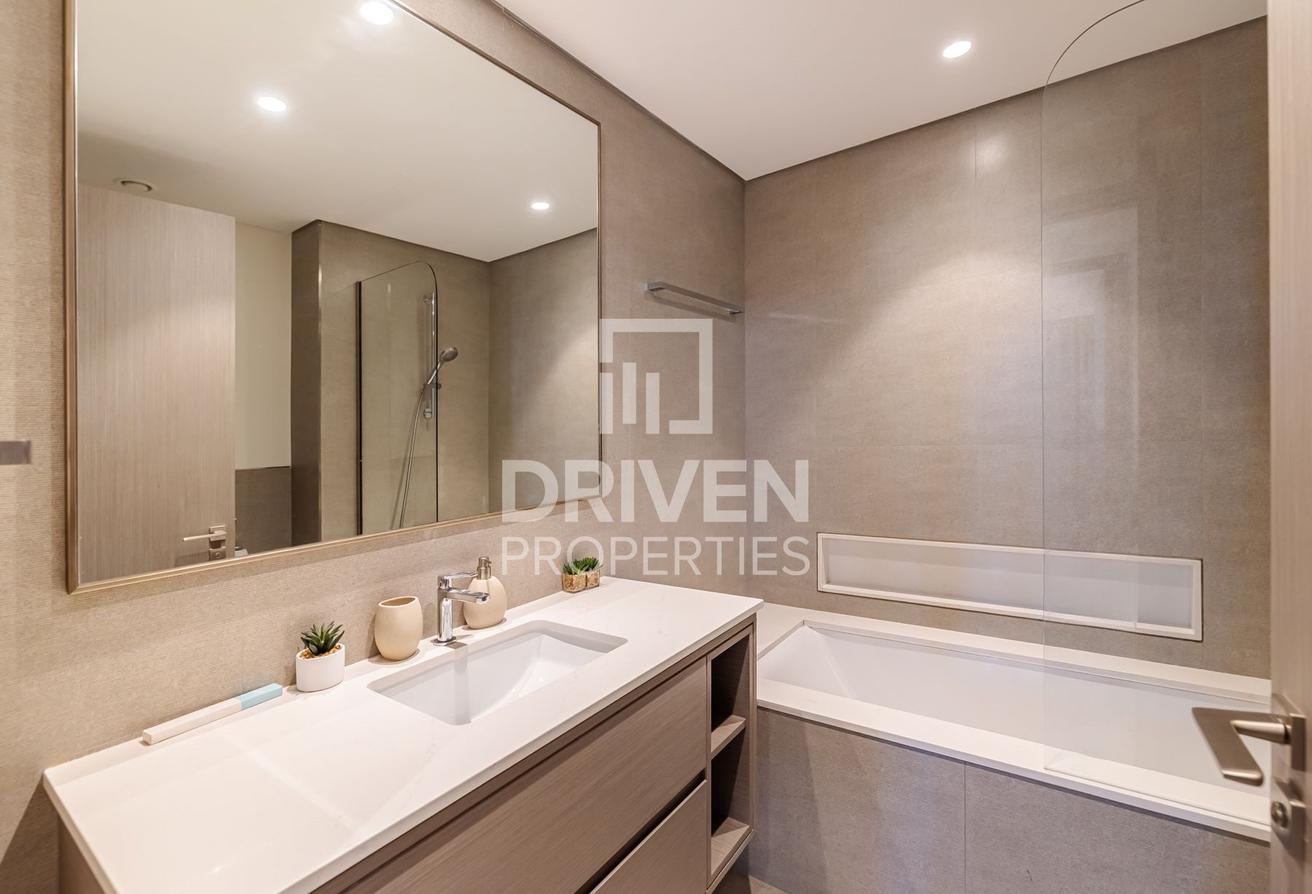 Available | Prime Boulevard View | Well Maintained photo 19
