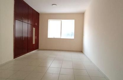 Apartment - 2 Bedrooms - 3 Bathrooms for rent in Al Khan Corniche - Al Khan - Sharjah