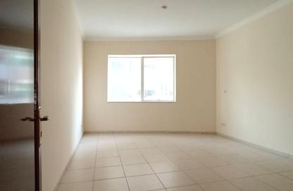 Apartment - 2 Bedrooms - 3 Bathrooms for rent in Al Khan Corniche - Al Khan - Sharjah Apartment - 2 Bedrooms - 3 Bathrooms for rent in Al Khan Corniche - Al Khan - Sharjah