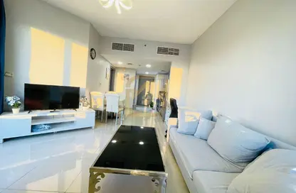 شقة - غرفة نوم - 2 حمامات للايجار في برج  ب - ليك سايد ريزيدنس - مدينة دبي للإنتاج (اي ام بي زد) - دبي