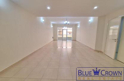 Apartment - 3 Bedrooms - 4 Bathrooms for rent in Diplomat Building - Umm Hurair 1 - Umm Hurair - Bur Dubai - Dubai