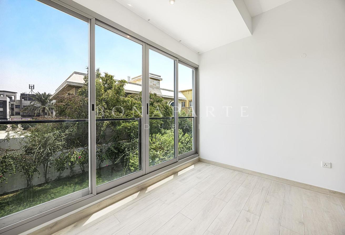 Elevated | Garden and Rooftop | Panoramic View photo 22