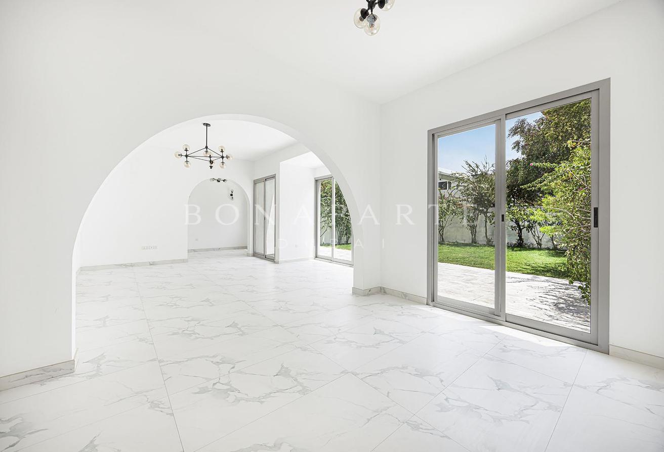 Elevated | Garden and Rooftop | Panoramic View photo 20