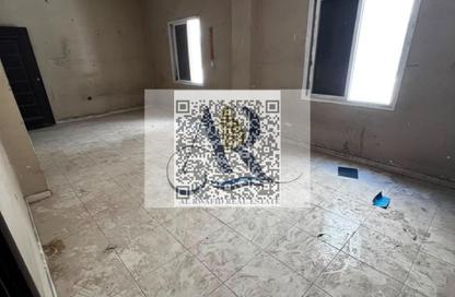 Labor Camp - Studio - 7+ Bathrooms for rent in Ali Mousa Building - Al Sajaa Industrial - Al Sajaa - Sharjah Labor Camp - Studio - 7+ Bathrooms for rent in Ali Mousa Building - Al Sajaa Industrial - Al Sajaa - Sharjah